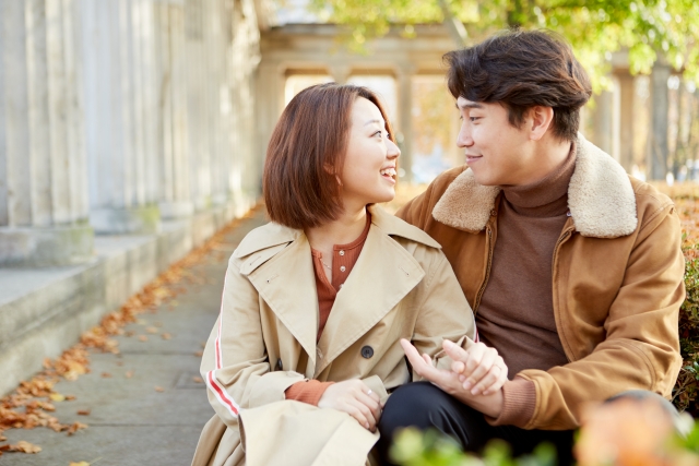 カップルで楽しむ街歩き謎解きのイメージ